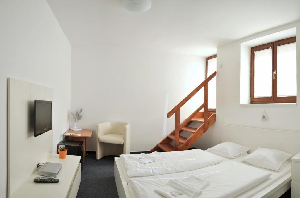 Pension Pod věží Kolín Quarto foto